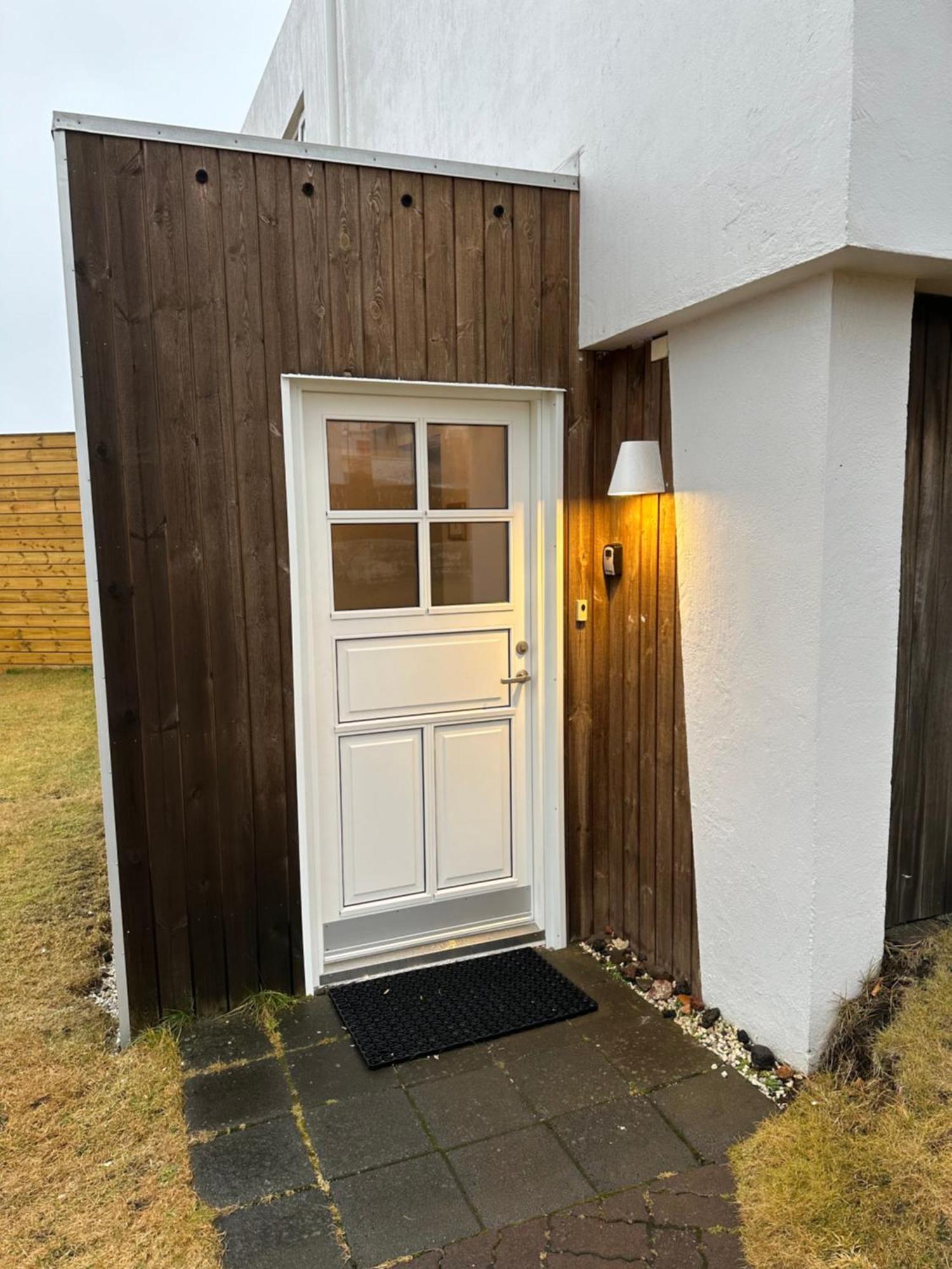 Sol Apartment Keflavík Exteriör bild